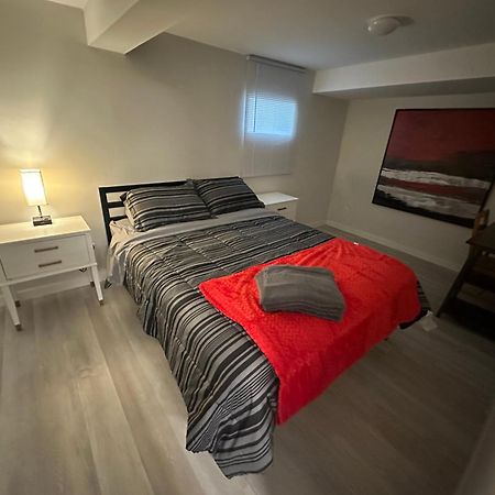 Comfy 2 Bedroom Near The Beach! بيكرينغ المظهر الخارجي الصورة
